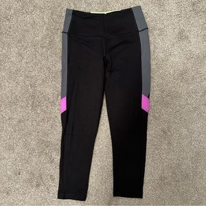 Victoria’s Secret sport capri legging
